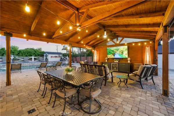 $1,885,000 | 9524 La Serna Drive, Whittier, CA 90605