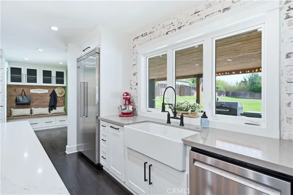 $1,885,000 | 9524 La Serna Drive, Whittier, CA 90605