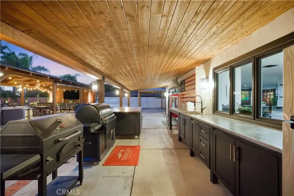 $1,885,000 | 9524 La Serna Drive, Whittier, CA 90605