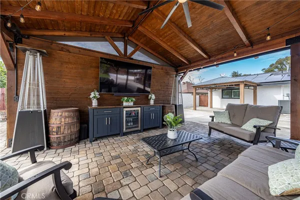 $1,885,000 | 9524 La Serna Drive, Whittier, CA 90605