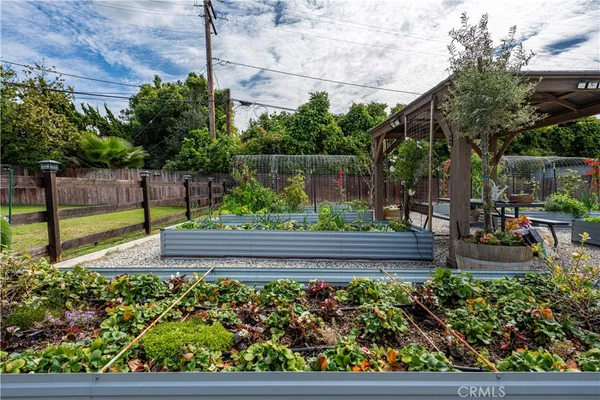 $1,885,000 | 9524 La Serna Drive, Whittier, CA 90605