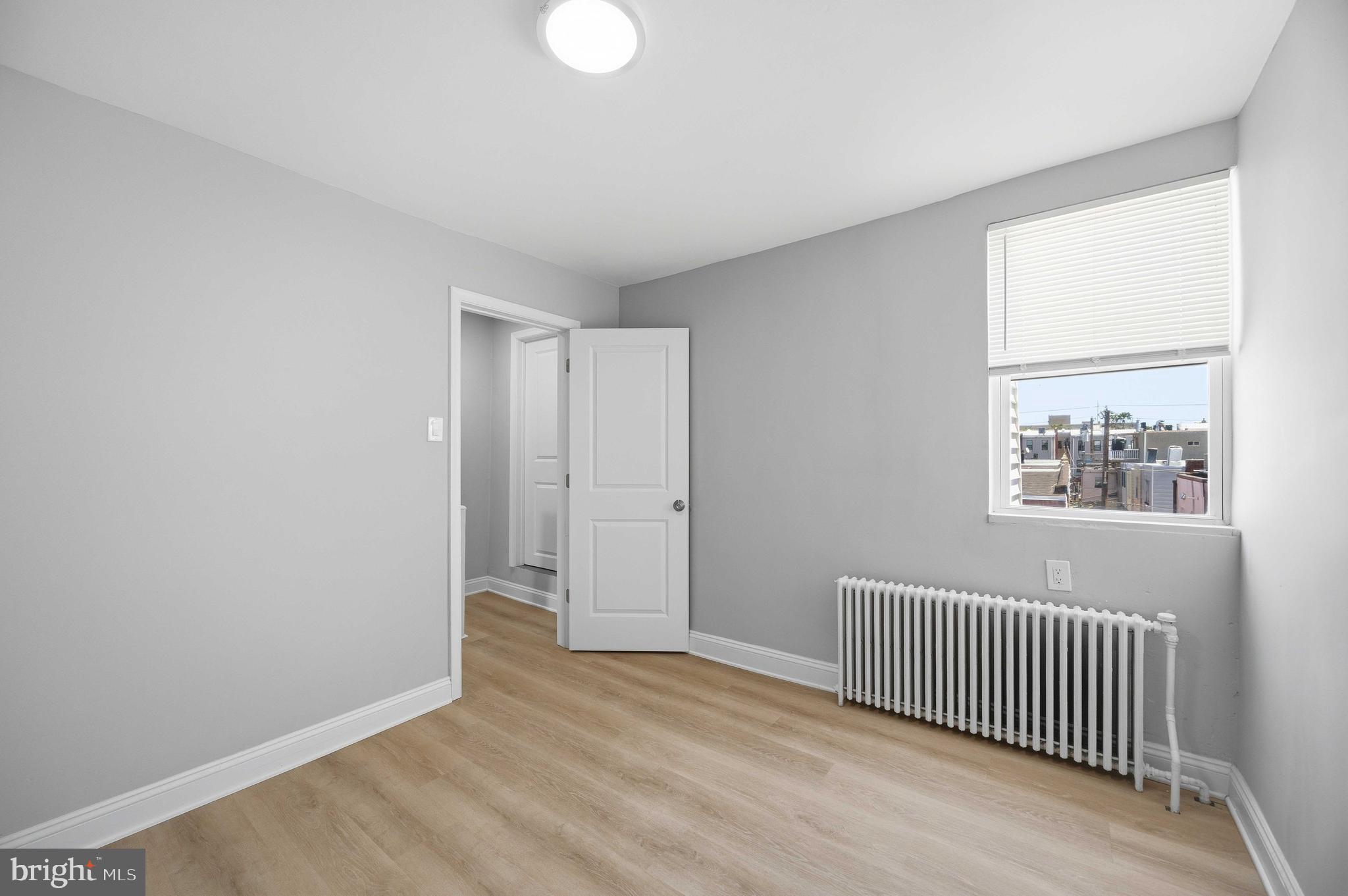 2139 South 15th Street Philadelphia, PA 19145 - Photo 29 of 33 Bedroom 4