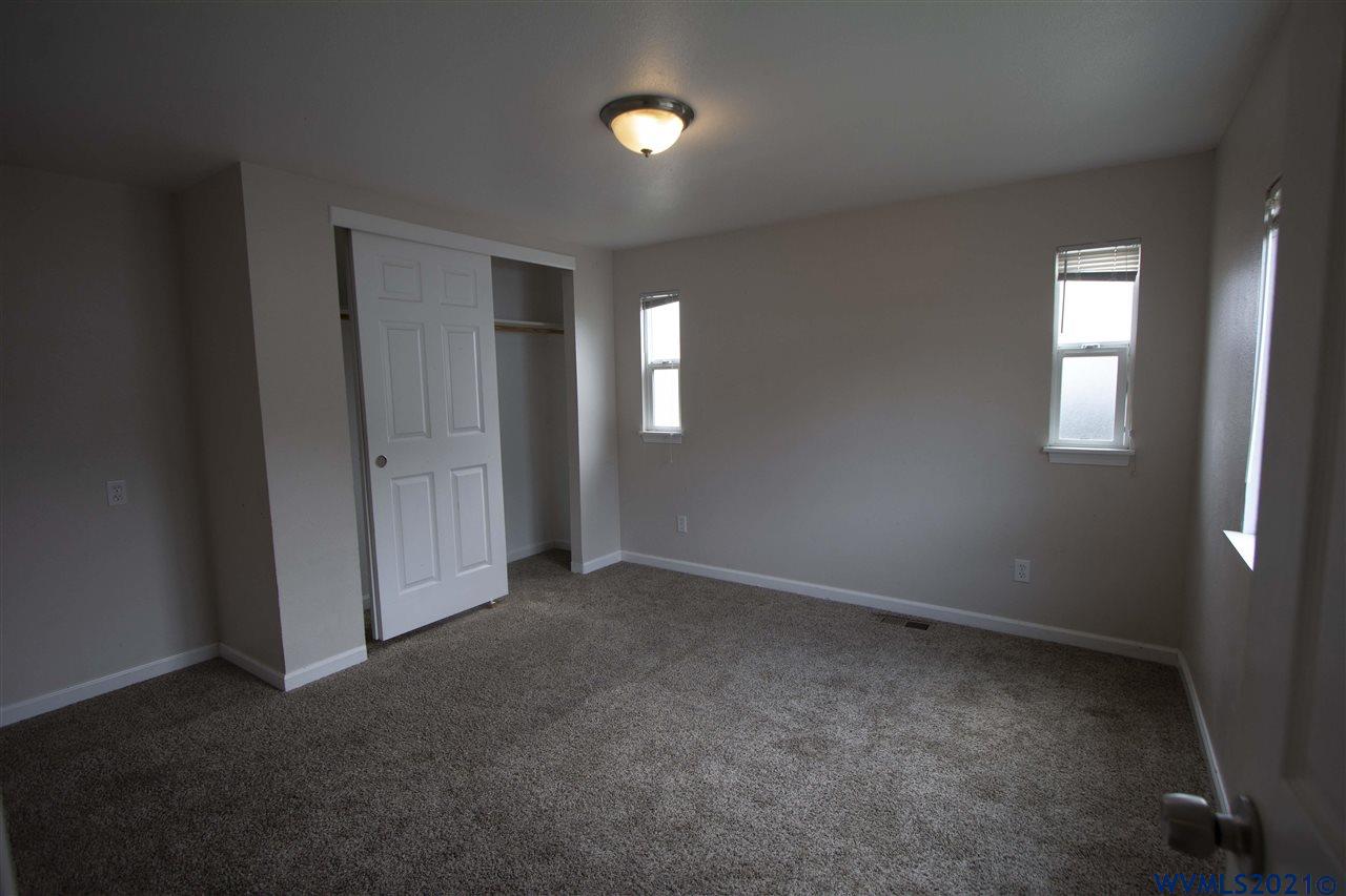 2010 Southwest 3rd ( Street, Unit 4 Corvallis, OR 97333 - Photo 18 of 22