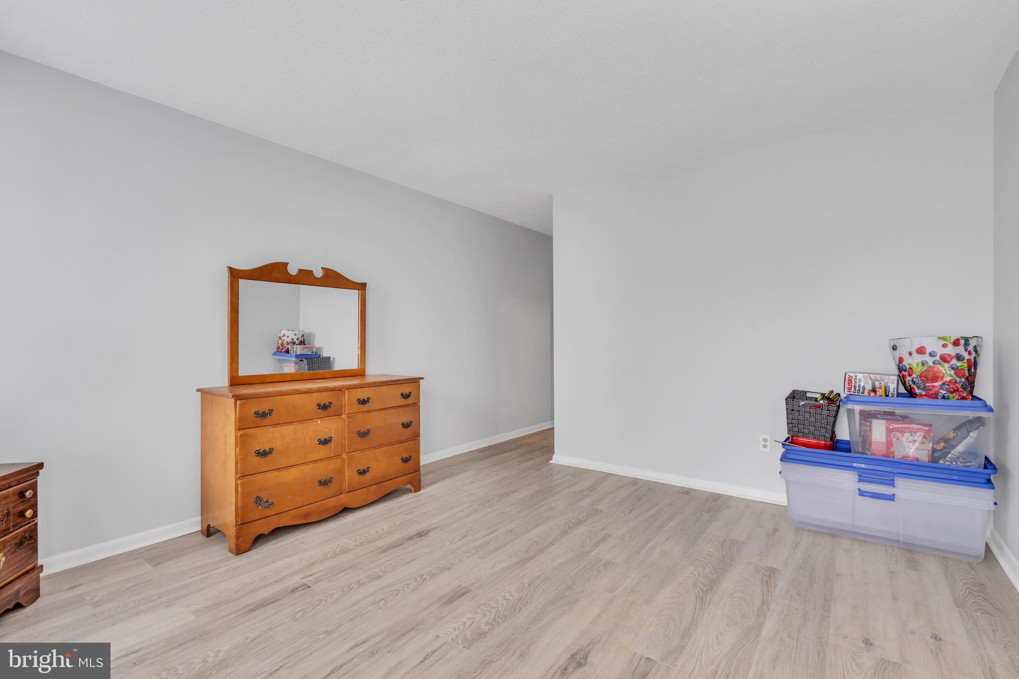 70 Pinewood Drive Hamilton, NJ 08690 - Photo 31 of 40 a room with toys and dresser