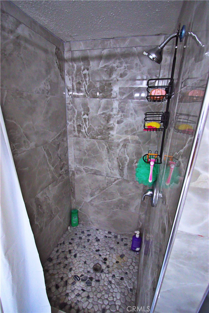 428 West Perdew Avenue Ridgecrest, CA 93555 - Photo 15 of 18 a close view of sink shower