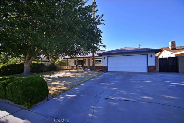 $279,900 | 428 West Perdew Avenue, Ridgecrest, CA 93555
