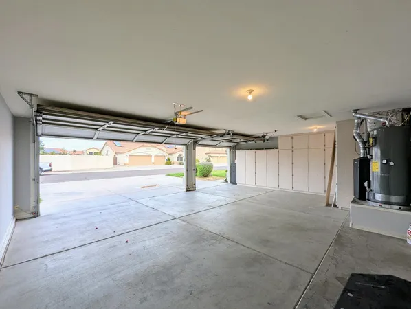 $3,098 | 12417 West Encanto Boulevard, Avondale, AZ 85392