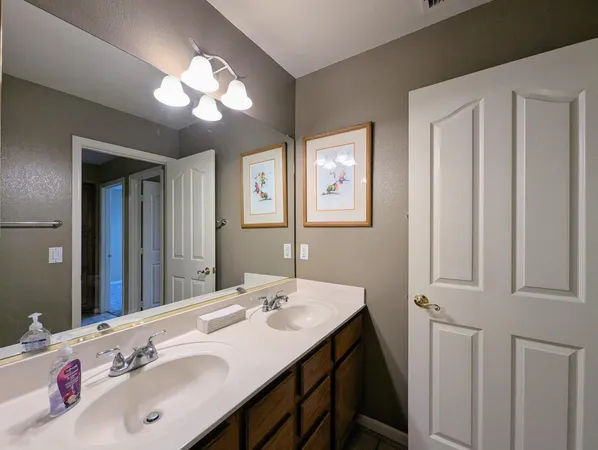 $3,098 | 12417 West Encanto Boulevard, Avondale, AZ 85392