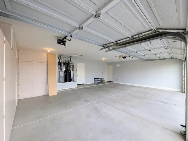 $3,098 | 12417 West Encanto Boulevard, Avondale, AZ 85392