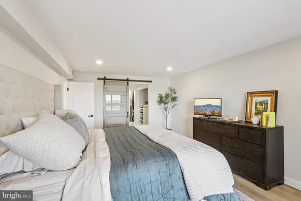 $399,900 | 21033 Valley Forge Circle, Unit 1033, King of Prussia, PA 19406