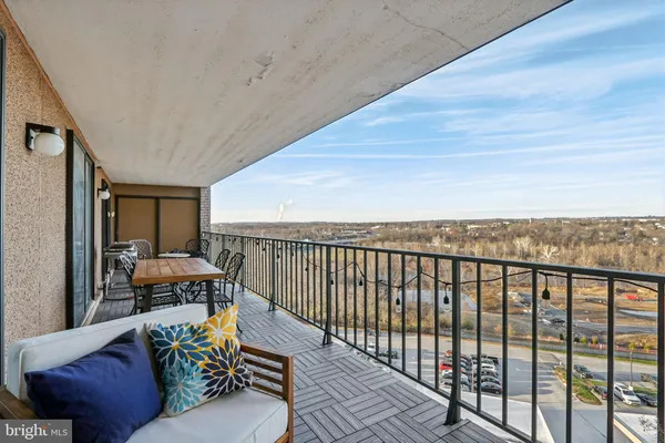 $399,900 | 21033 Valley Forge Circle, Unit 1033, King of Prussia, PA 19406