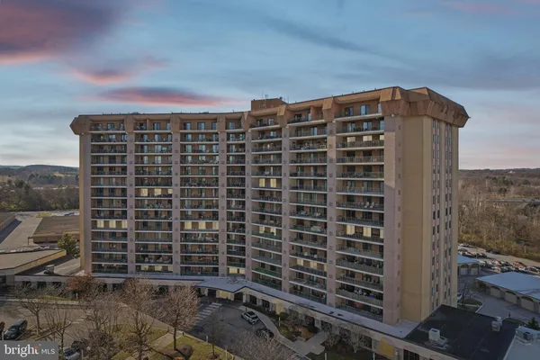 $399,900 | 21033 Valley Forge Circle, Unit 1033, King of Prussia, PA 19406