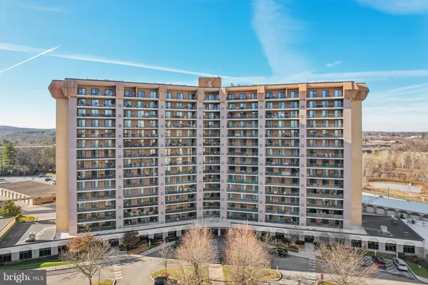 $399,900 | 21033 Valley Forge Circle, Unit 1033, King of Prussia, PA 19406