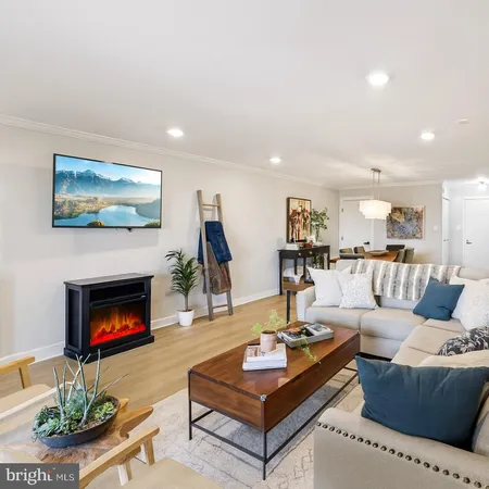 $399,900 | 21033 Valley Forge Circle, Unit 1033, King of Prussia, PA 19406