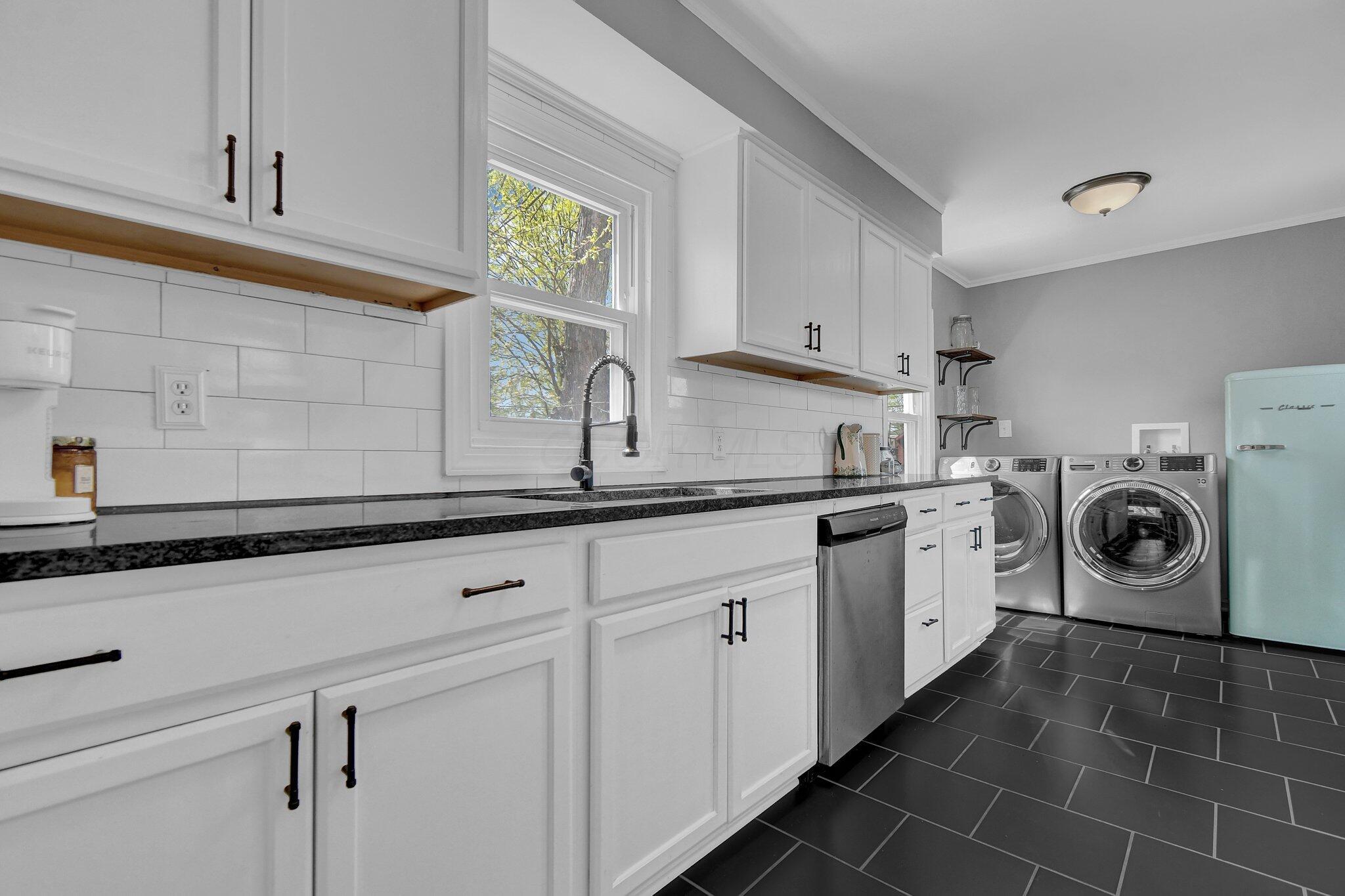 773 South Chesterfield Road Columbus, OH 43209 - Photo 7 of 29 10-web-or-mls-773-s-chesterfield-rd
