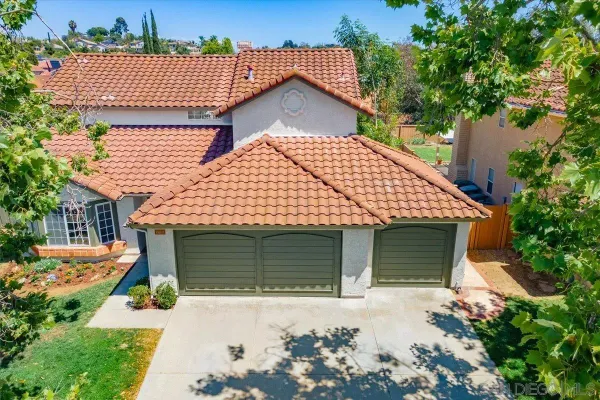 $965,000 | 1726 Las Palmas Lane, Escondido, CA 92026