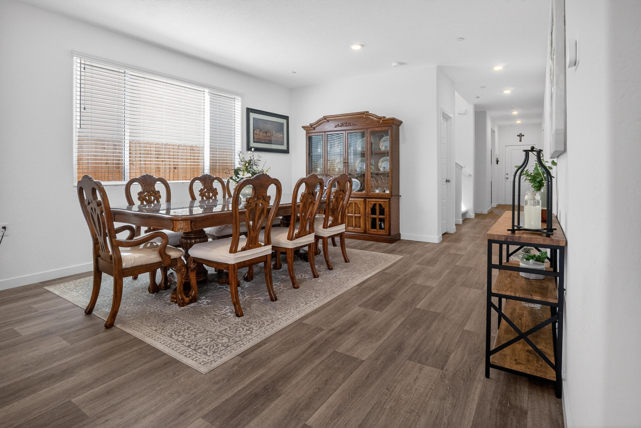 4242 Hampton Way Clovis, CA 93619 - Photo 10 of 39 DSC08162-HDR