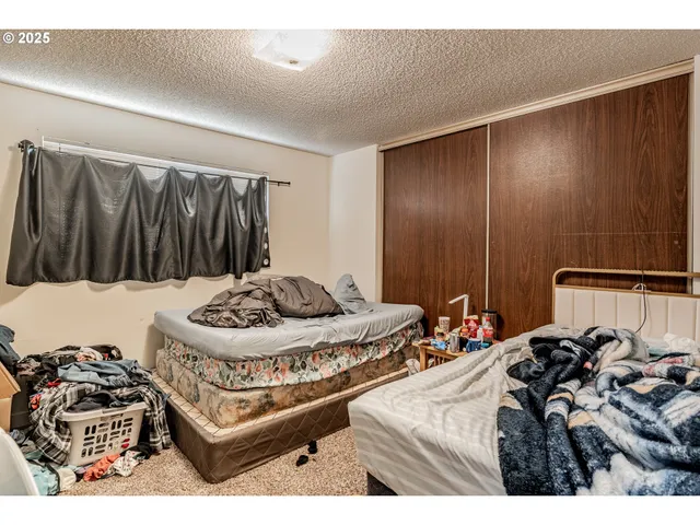 $1,400,000 | 4811 Northeast Prescott Street, Portland, OR 97218