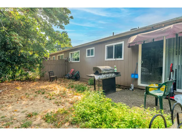 $1,400,000 | 4811 Northeast Prescott Street, Portland, OR 97218