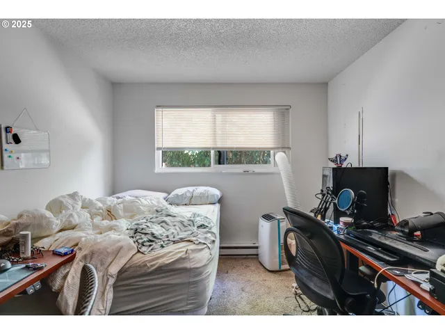 $1,400,000 | 4811 Northeast Prescott Street, Portland, OR 97218