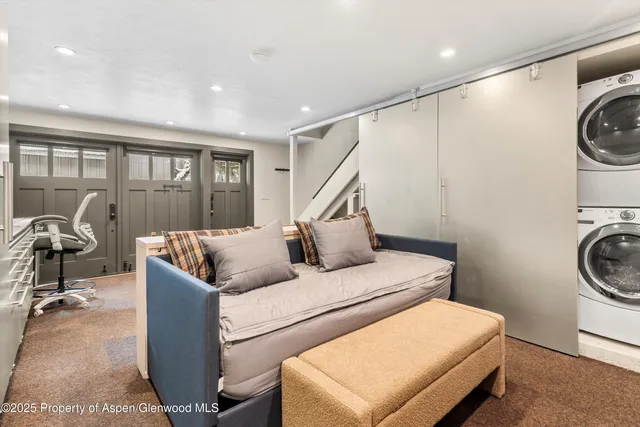a bathroom with a sink vanity and a mirror