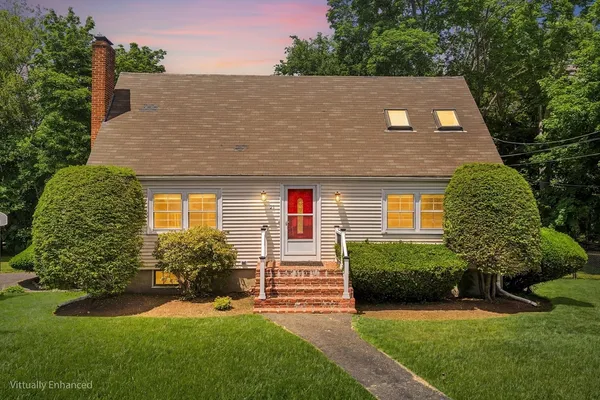 $1,349,000 | 21 Bartlett Avenue, Lexington, MA 02420