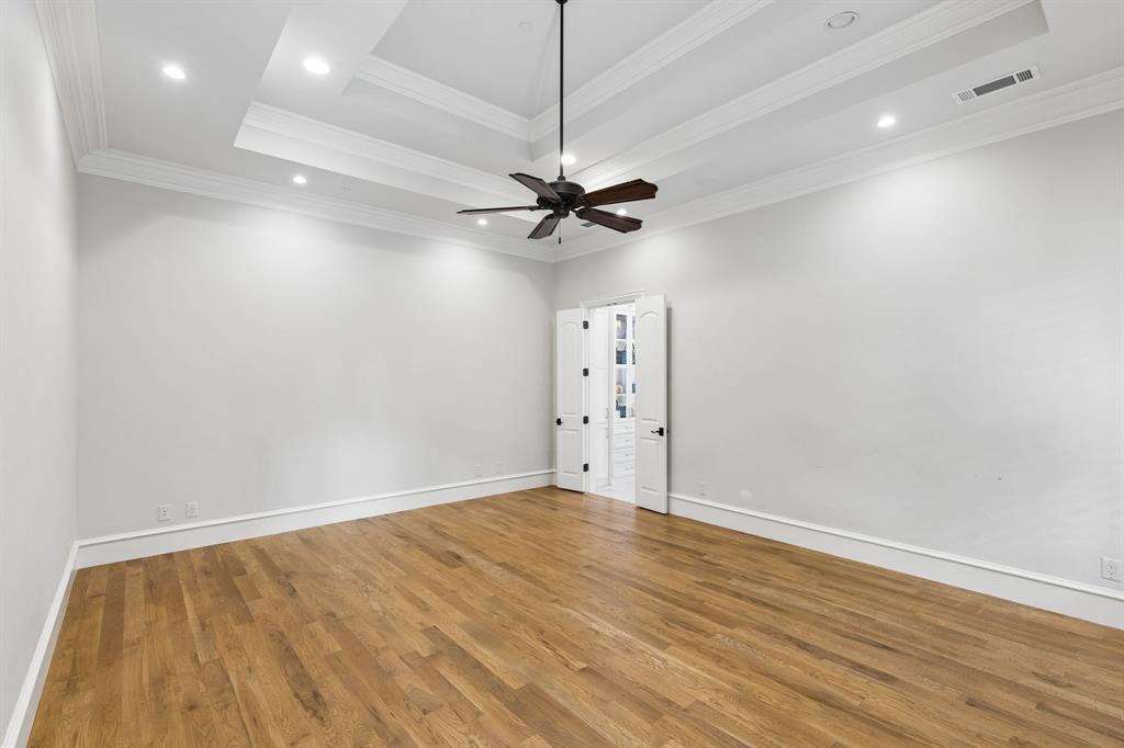5707 Watson Circle Dallas, TX 75225 - Photo 19 of 40
