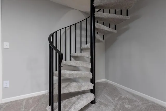 $279,000 | 9621 North Locust Drive, Kansas City, MO 64155