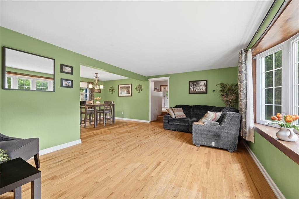 122 Grove Hill Road Baden, PA 15005 - Photo 7 of 49