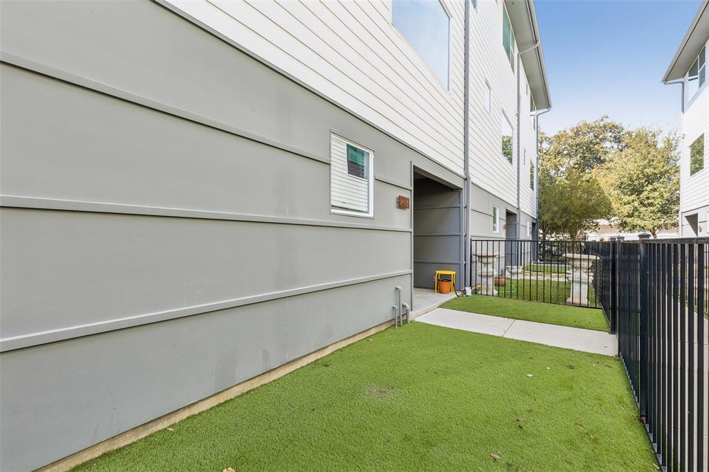 5018 Bryan Street, Unit 203 Dallas, TX 75206 - Photo 24 of 26