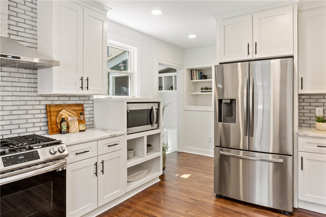 10 Cross Street Newport, RI 02840 - Photo 20 of 46