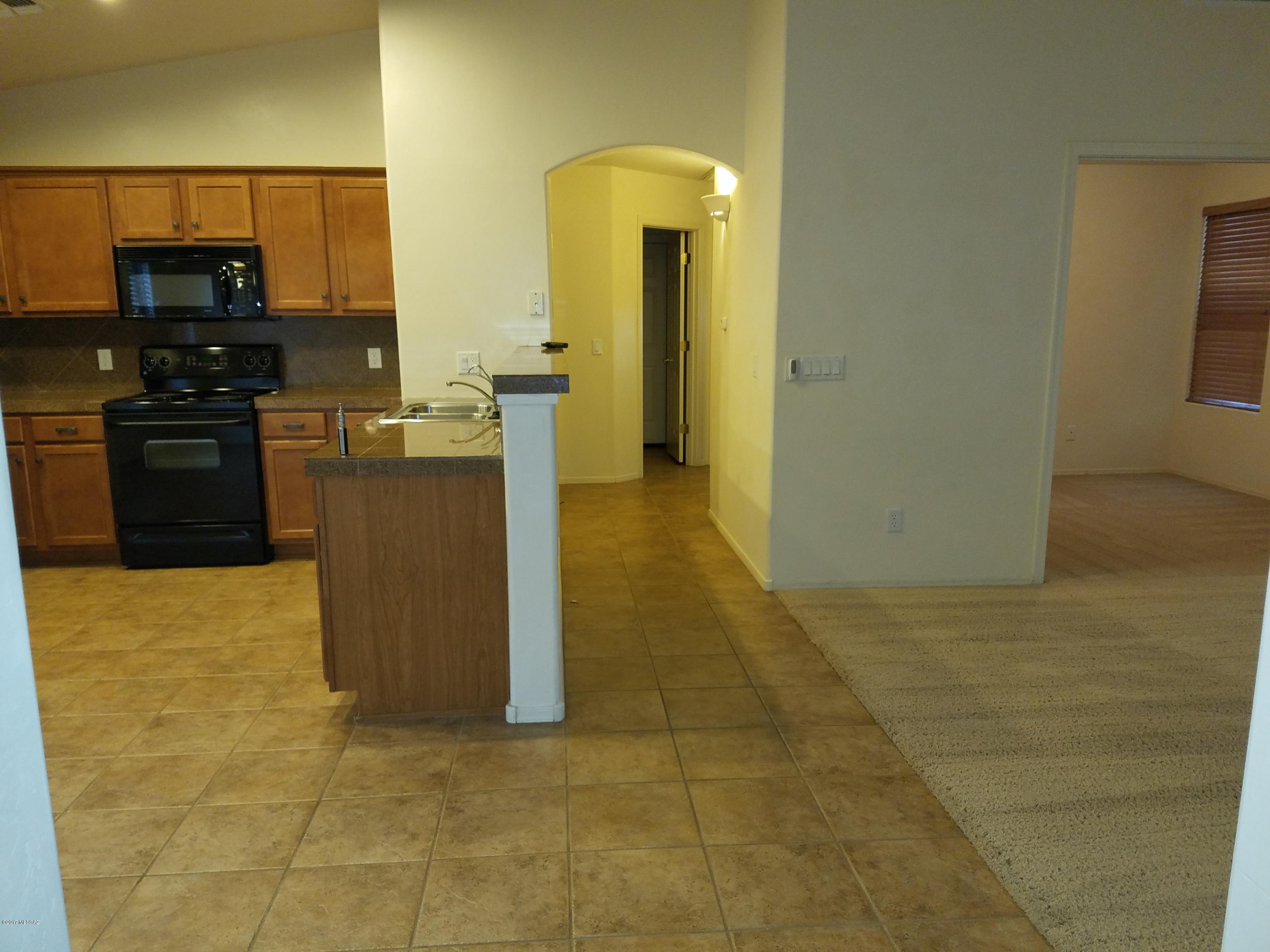 5442 West Dove Mountain Park Road Marana, AZ 85658 - Photo 4 of 11