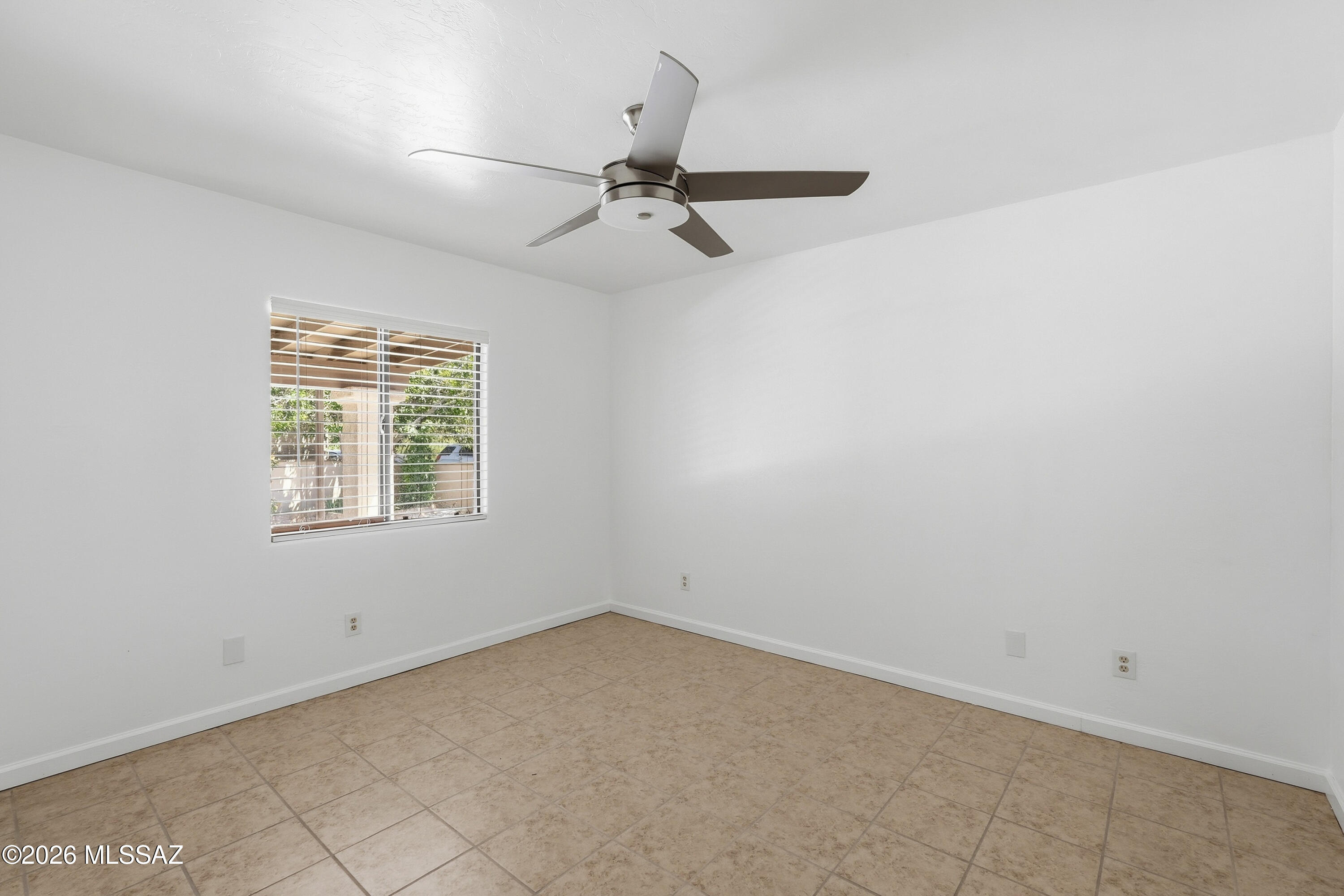 983 Matas Court Rio Rico, AZ 85648 - Photo 21 of 47 032_ListerPros