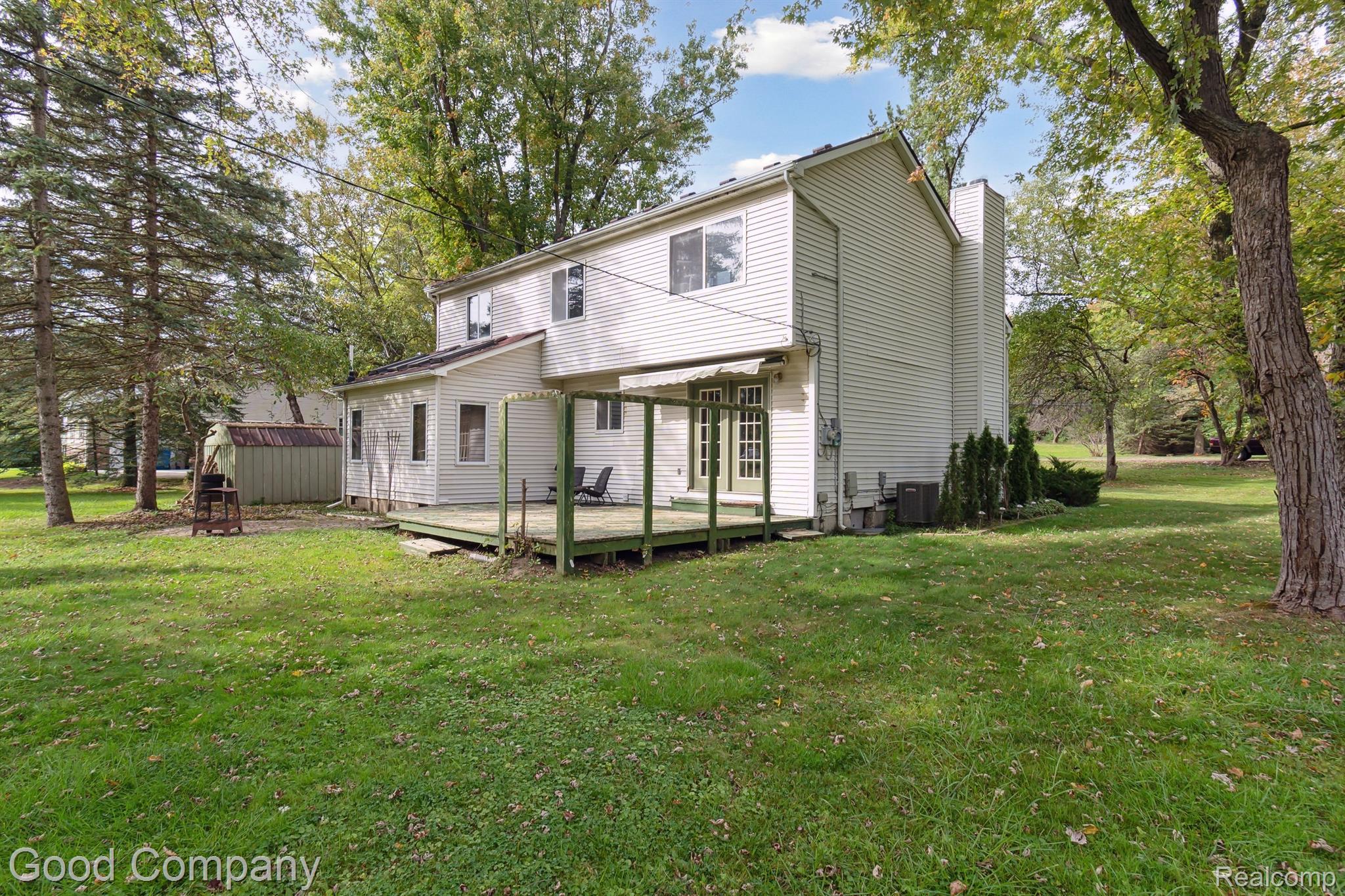 5757 Coomer Road West Bloomfield, MI 48324 - Photo 45 of 47 Gallery Image 45