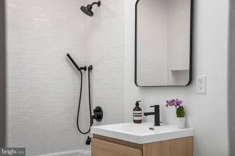 $1,749,000 | 3624 Warren Street Northwest, Washington, DC 20008