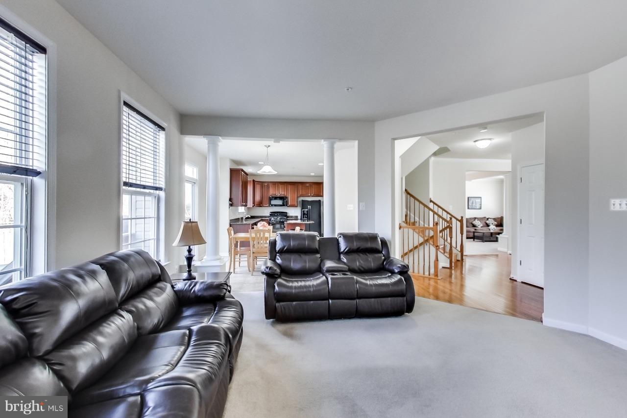 1303 Dogwood Drive Frederick, MD 21701 - Photo 12 of 30 Living Room