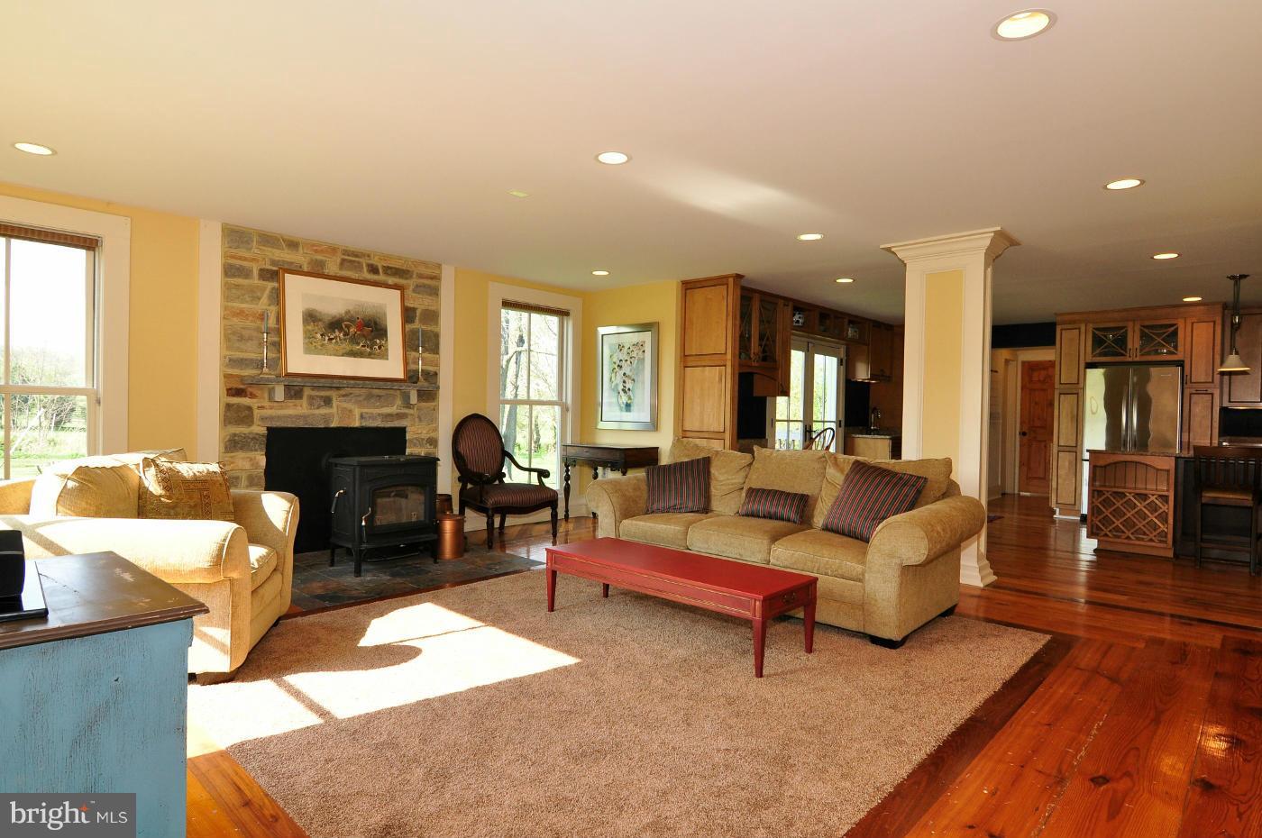 35592 Sunny Ridge Road Round Hill, VA 20141 - Photo 12 of 30 Interior (General)