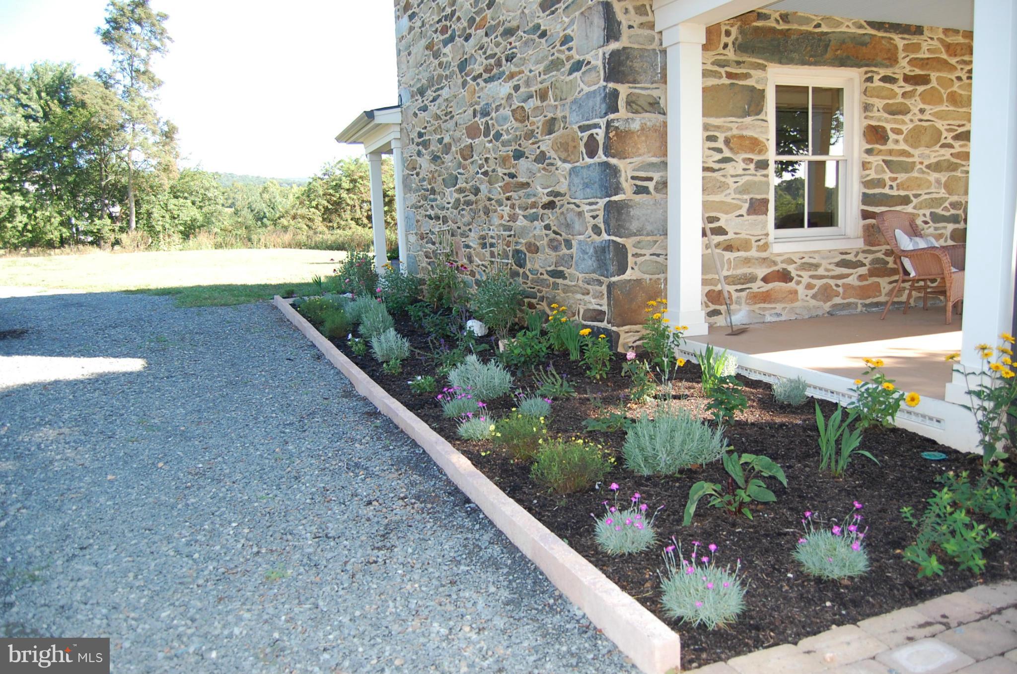 35592 Sunny Ridge Road Round Hill, VA 20141 - Photo 26 of 30 Exterior (General)