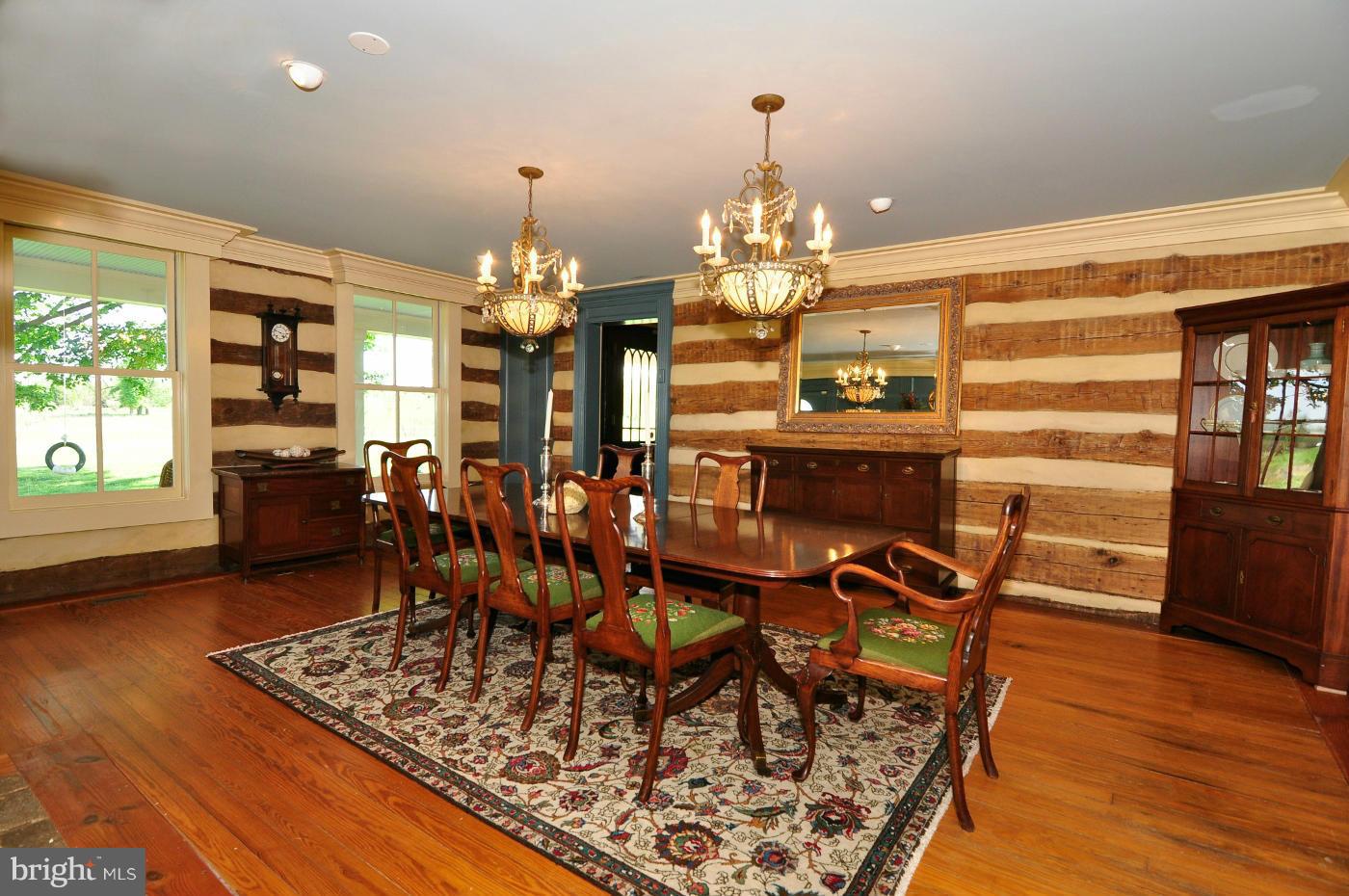 35592 Sunny Ridge Road Round Hill, VA 20141 - Photo 8 of 30 Dining Room