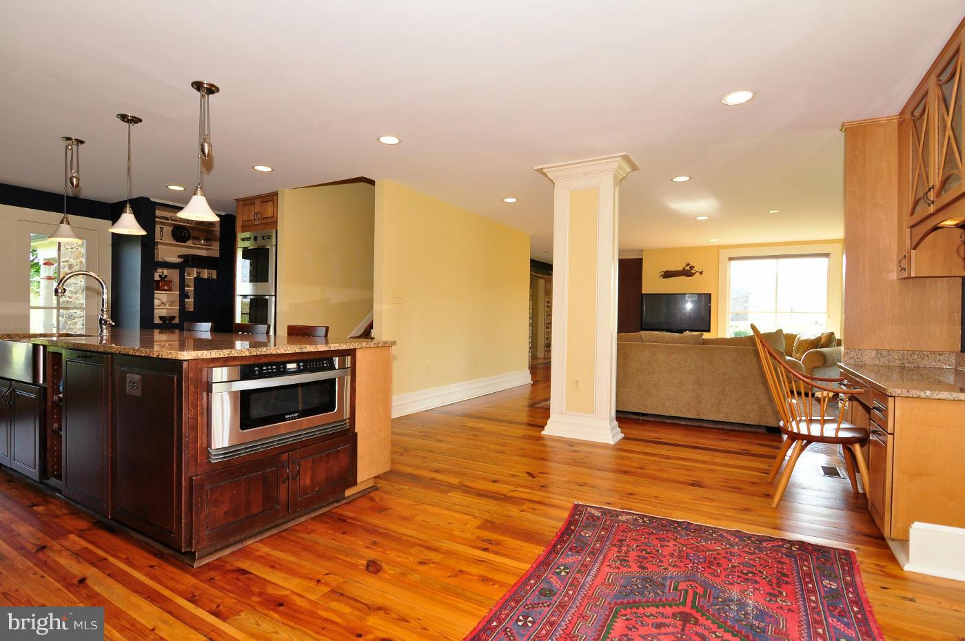 35592 Sunny Ridge Road Round Hill, VA 20141 - Photo 10 of 30 Kitchen