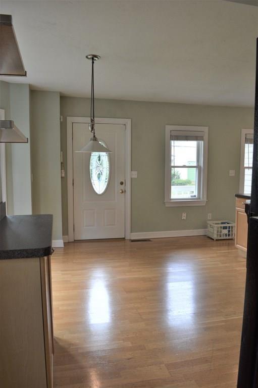 13 Brooks Street Maynard, MA 01754 - Photo 6 of 36 Gallery Image 6