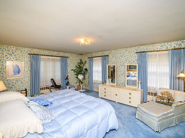 8 Winnetaska Road Newton, MA 02468 - Photo 16 of 23 Gallery Image 16