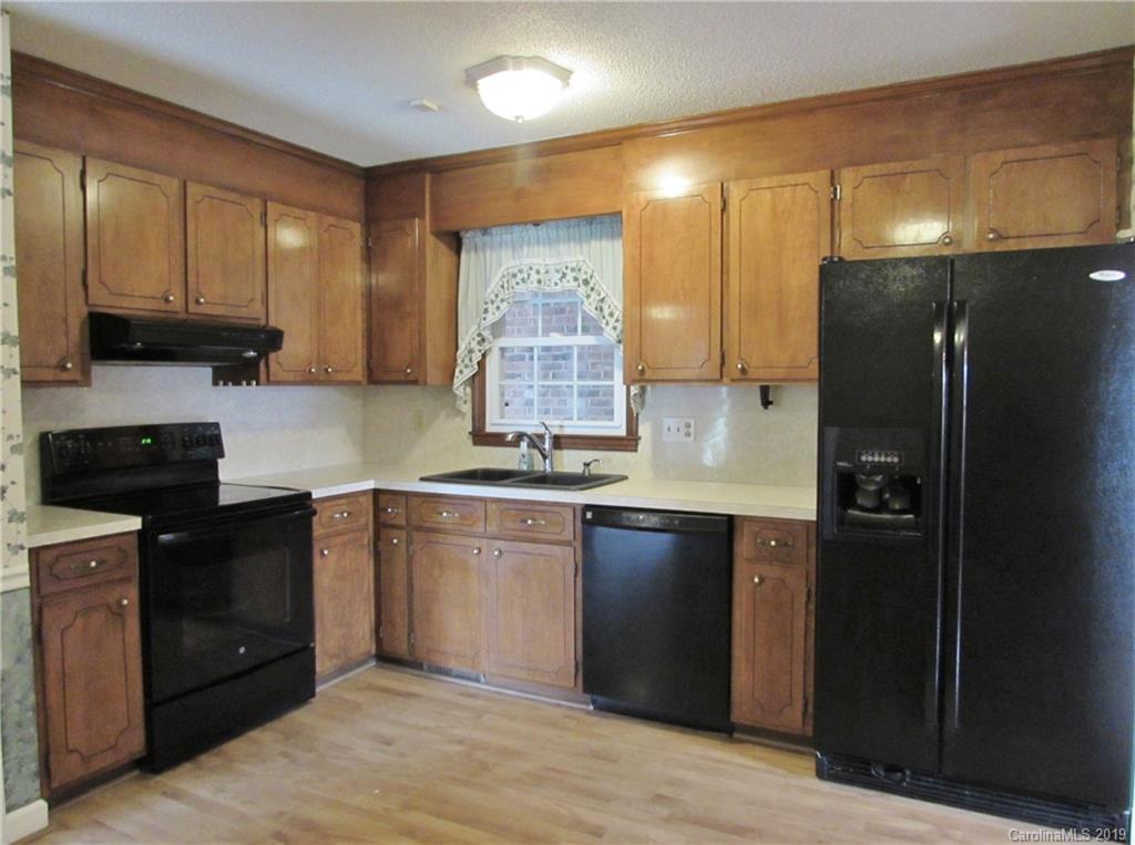 1334 Hess Road Concord, NC 28025 - Photo 9 of 13 Gallery Image 9