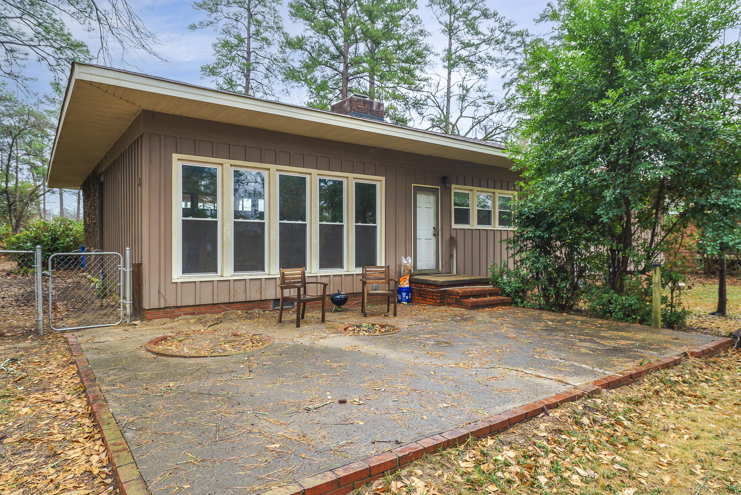 1409 Whiskey Road Aiken, SC 29803 - Photo 13 of 16 MEGHANNPADGETT_1409WhiskeyRoad-21