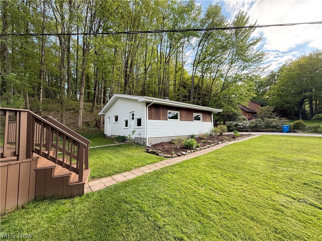 10633 Sherman Road Chardon, OH 44024 - Photo 11 of 45