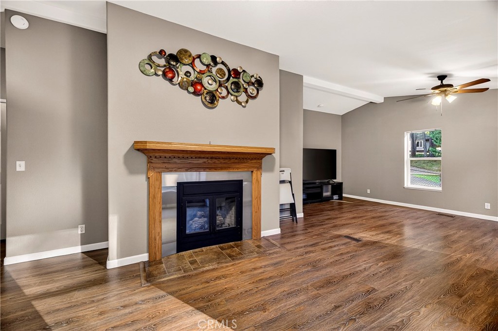 14439 Clarion Way Magalia, CA 95954 - Photo 20 of 65 Family Room