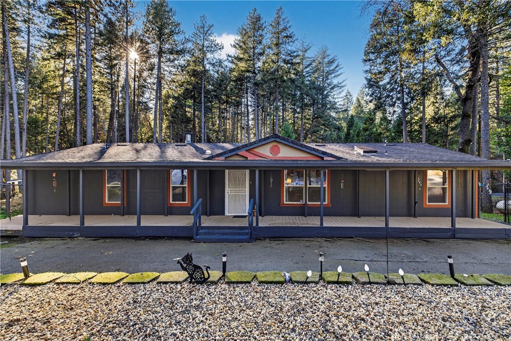 14439 Clarion Way Magalia, CA 95954 - Photo 5 of 65