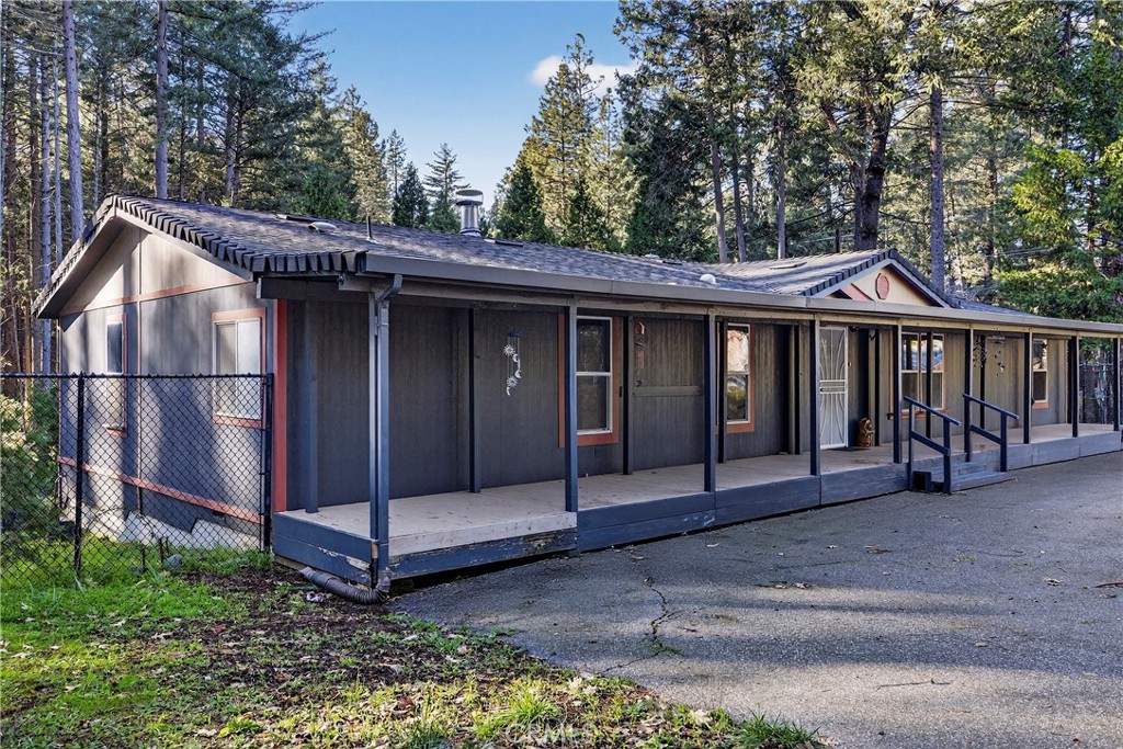 14439 Clarion Way Magalia, CA 95954 - Photo 8 of 65