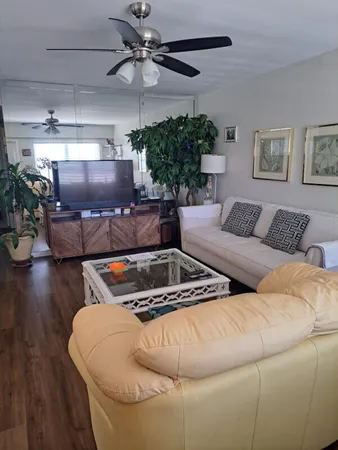 $1,700 | 158 Preston F, Boca Raton, FL 33434