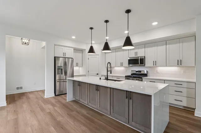 $595,900 | 2125 Bluestem Drive, Unit 102, Waukesha, WI 53188